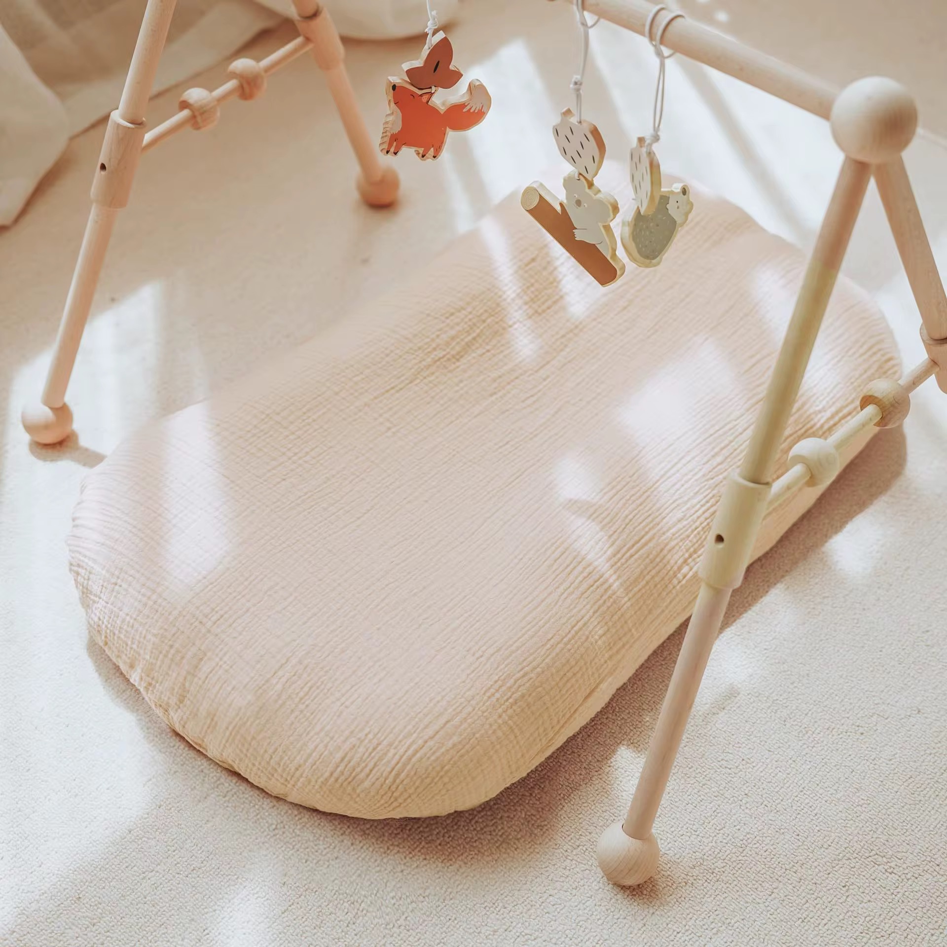 The Snoozy Monkey Newborn Lounger / Peach Cover - Image 2