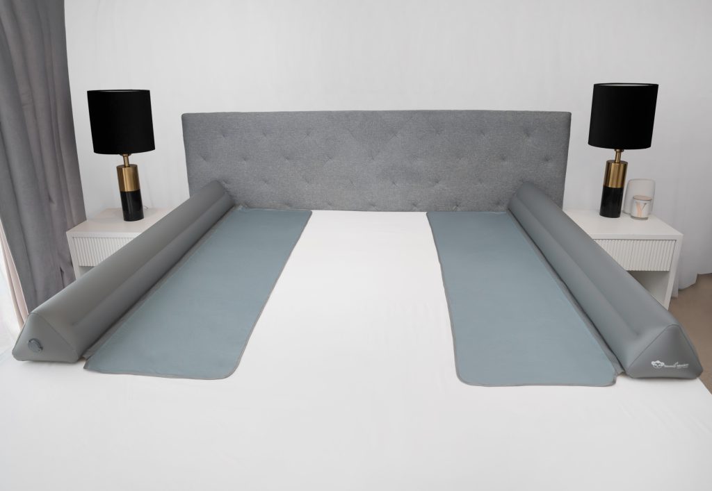 Snoozy Monkey inflatable bed rail